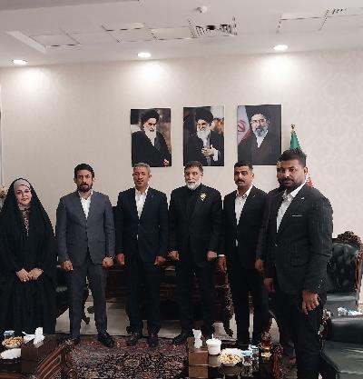 ملاقات سرپرست سرکنسولگری با مدیر حرکت اسلامی و اعضای مکتب سیاسی سومریون کربلای معلی